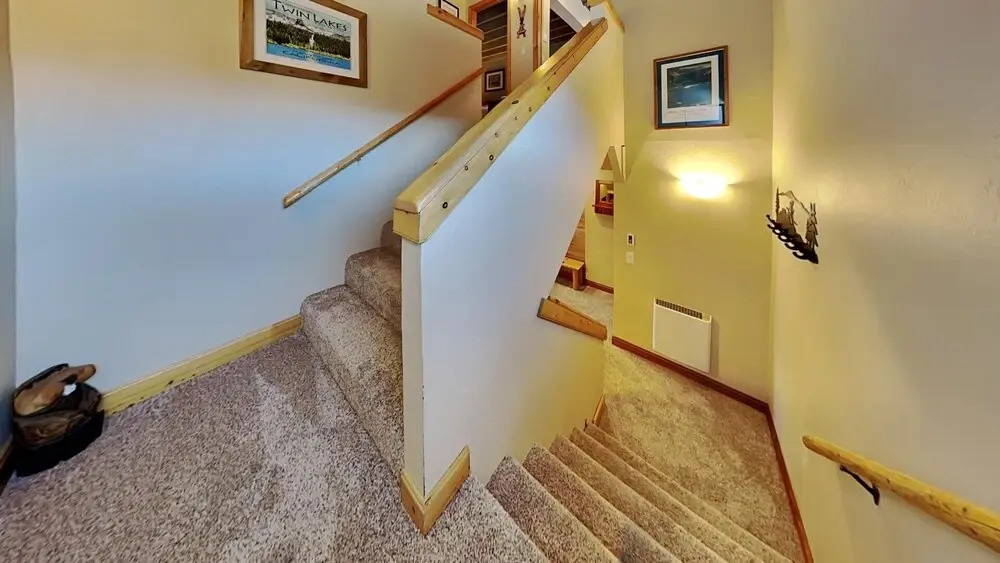 662 4 Bedroom Condo