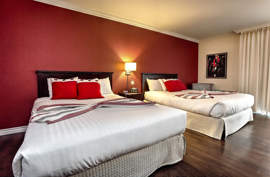 Grand Hotel Times Levis