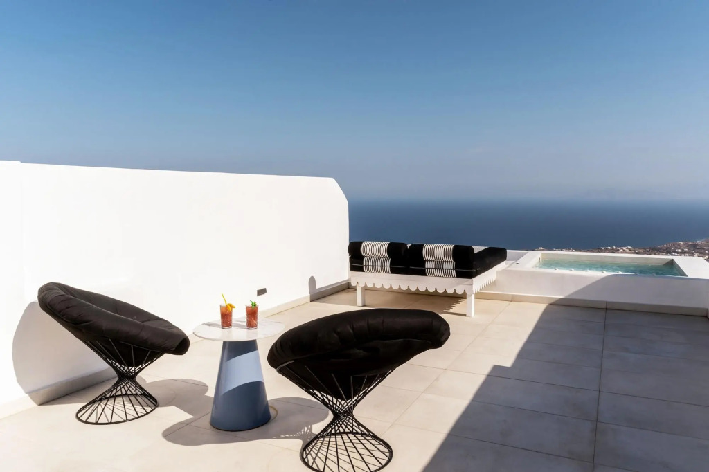 Cresanto Luxury Suites