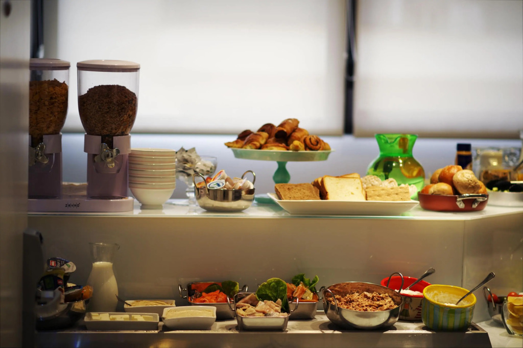 Best Western Regency Suites