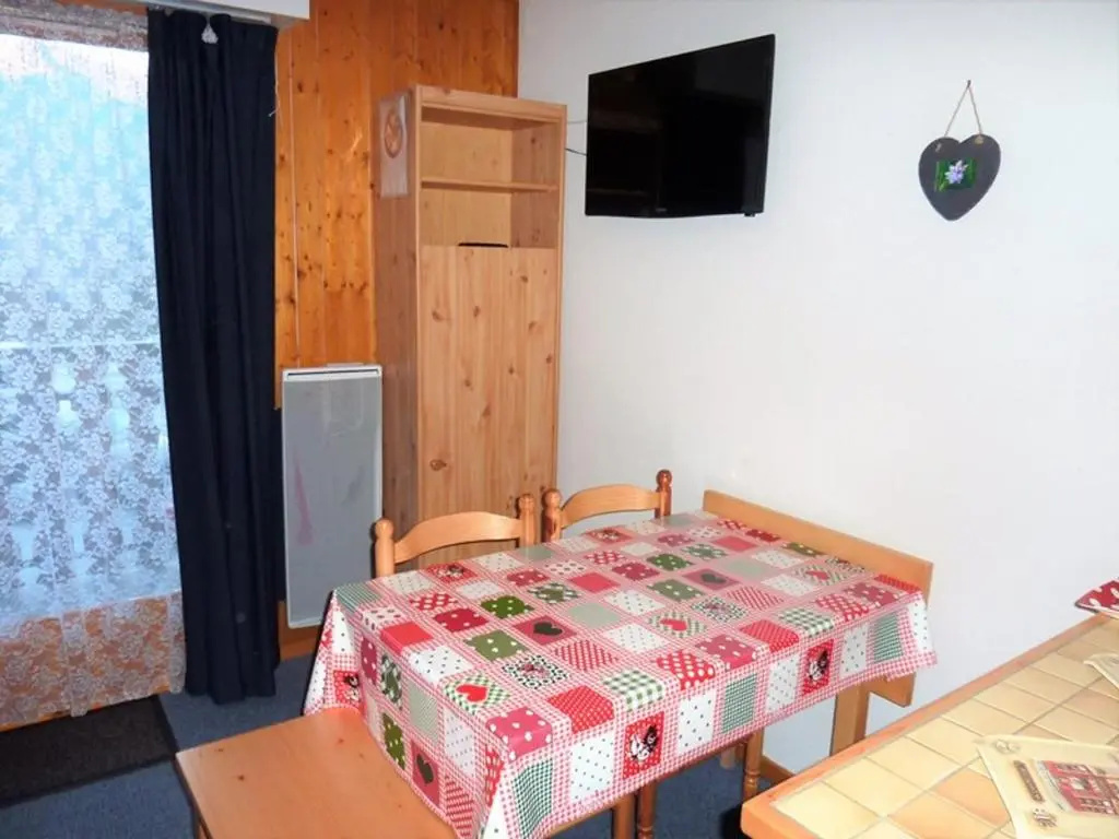 Studio Saint-Jean-d'Aulps, 1 pièce, 4 personnes - FR-1-573-73