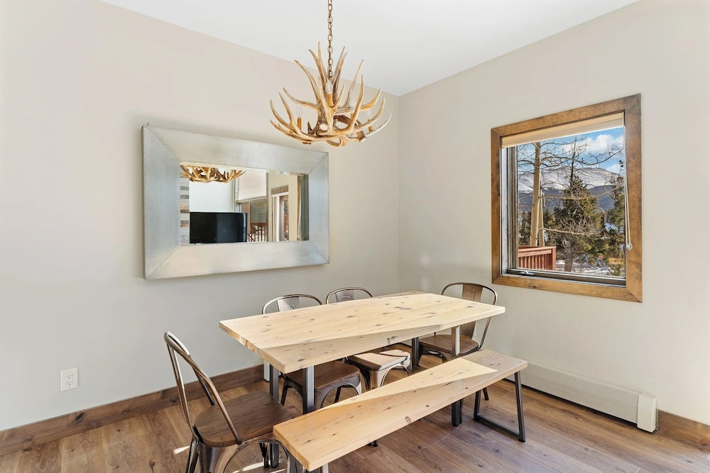 101 Tall Pines