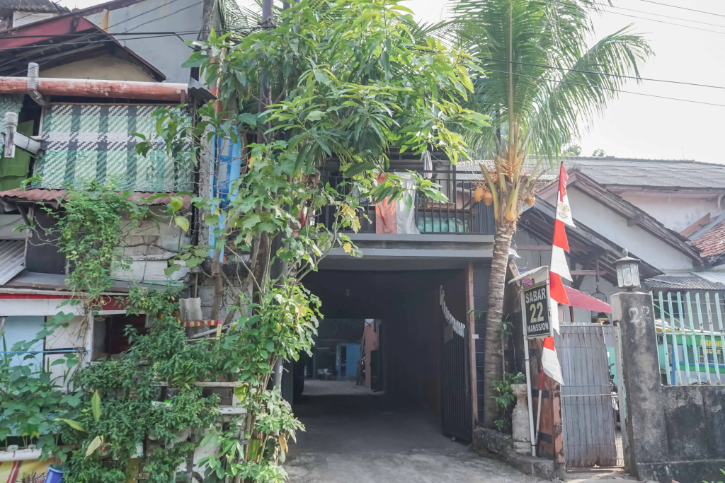 Urbanview Petukangan Mansion Jakarta