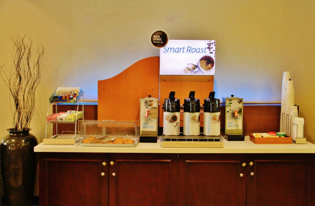 Holiday Inn Express Hotel & Suites Los Angeles Airport Hawthorne by IHG