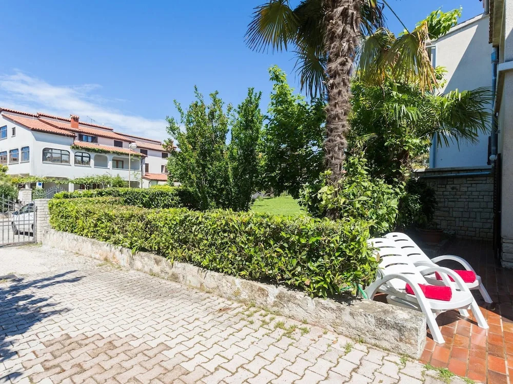 Cosy Apartment Near Sea in Porec