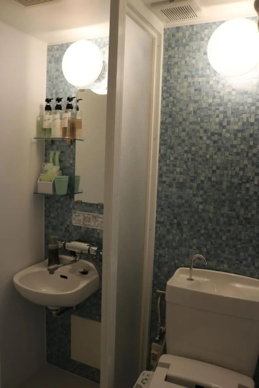 Floral Hotel · SakaisuJi-Honmachi Osaka