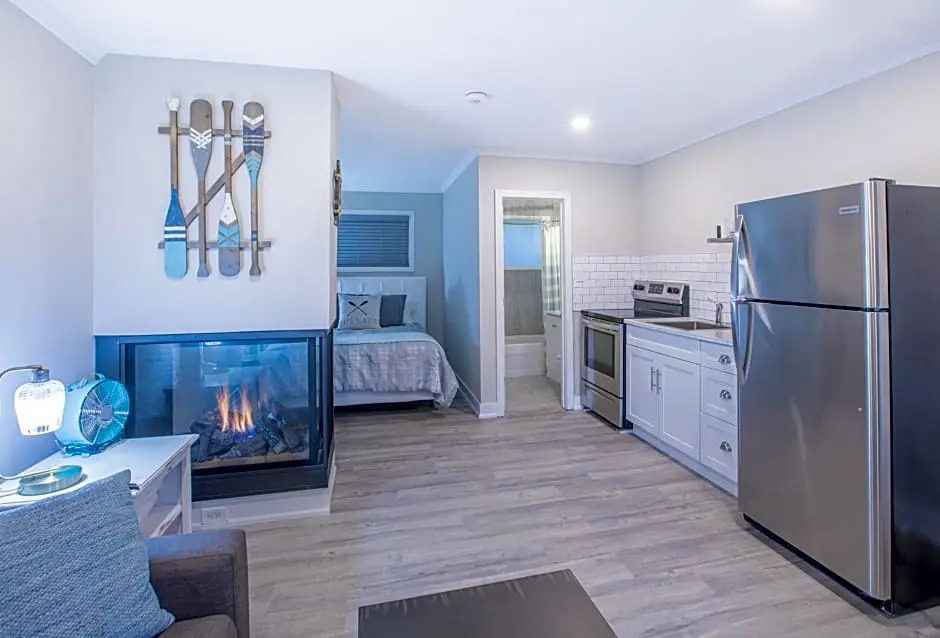 Boutique Suite #2