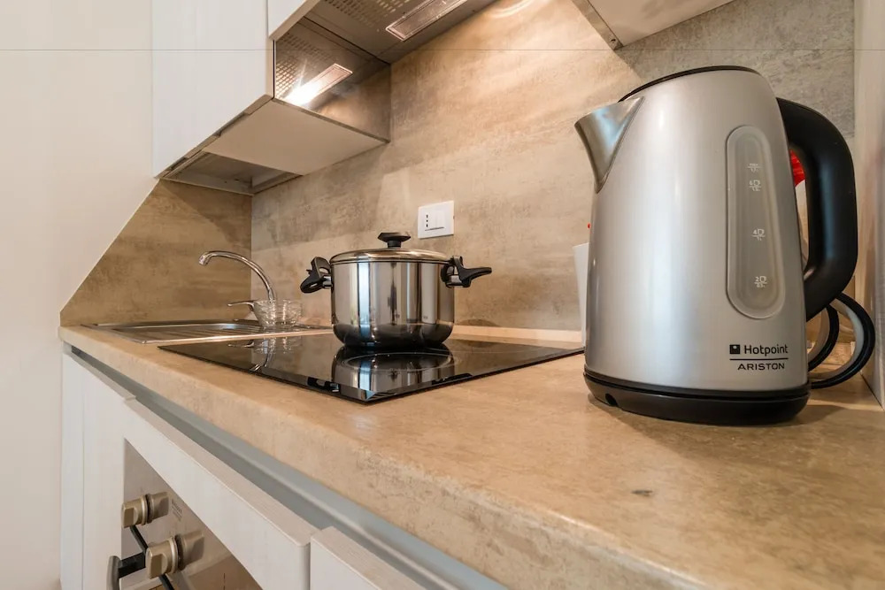 Mazzoni 10 Modern Flat