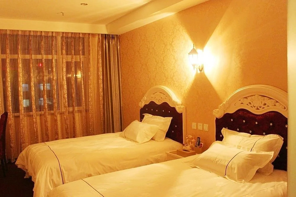 Tangfeng Art Hotel Shenyang North Railway Station