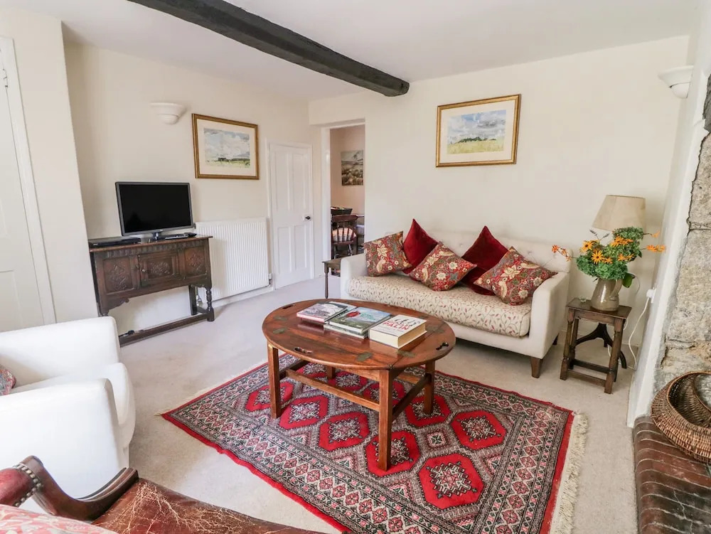 Spinsters Rock Cottage