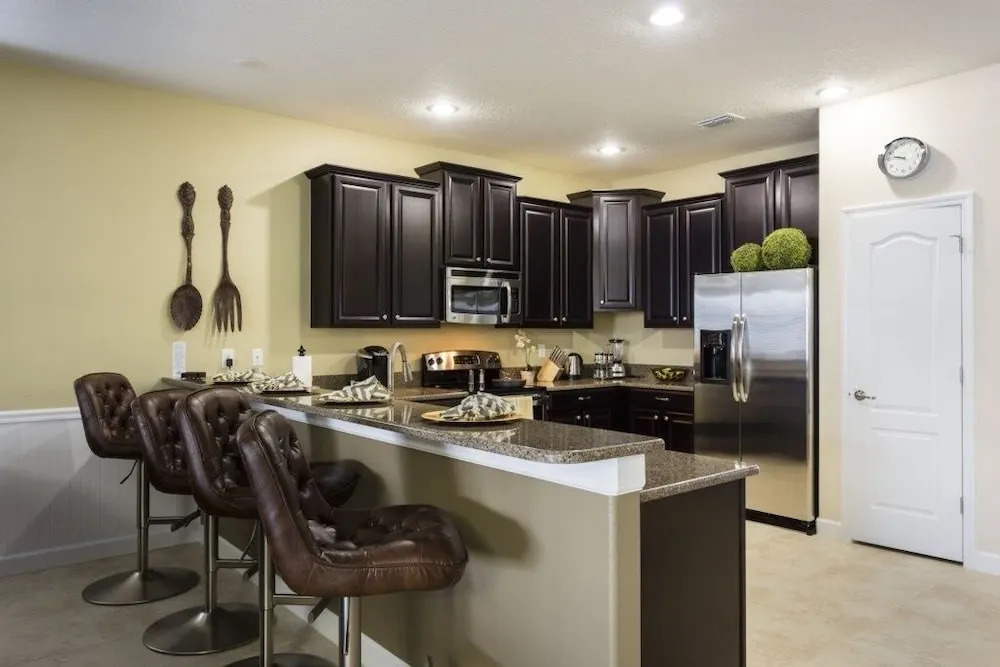 8-Bed Pool Home w/ Pool, Spa, Loft, Game Rm -1424 home