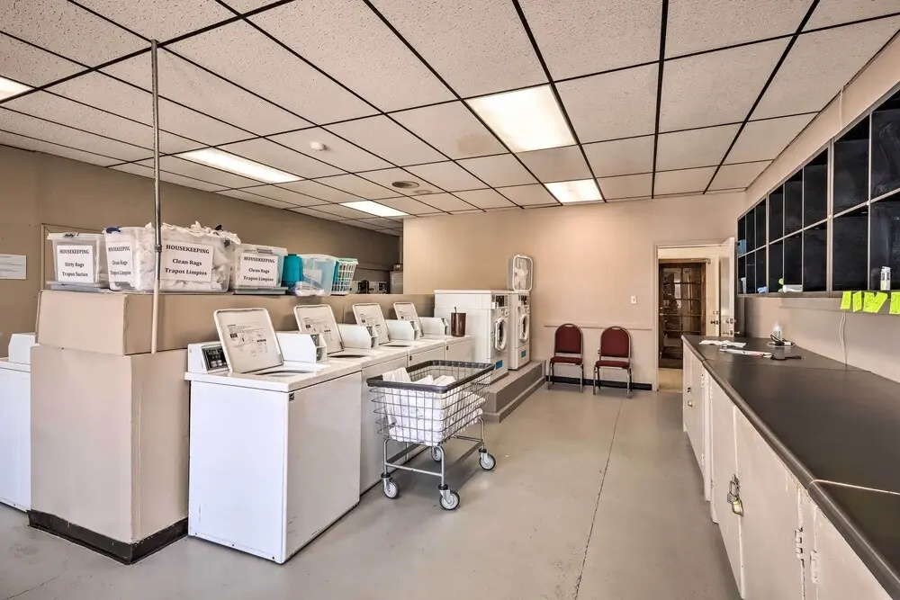 Cozy Southwest Style Santa Fe Condo!