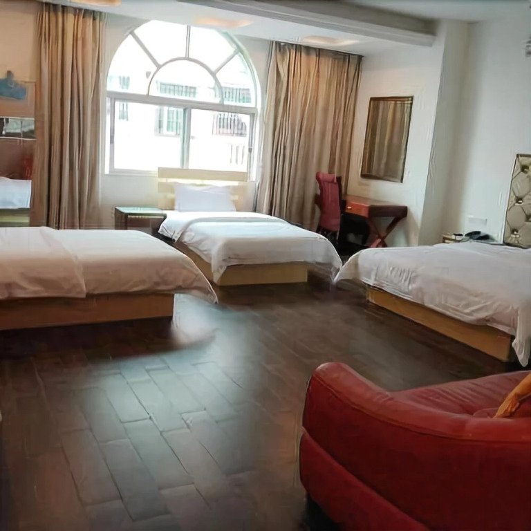 Yizuo Holiday Hotel