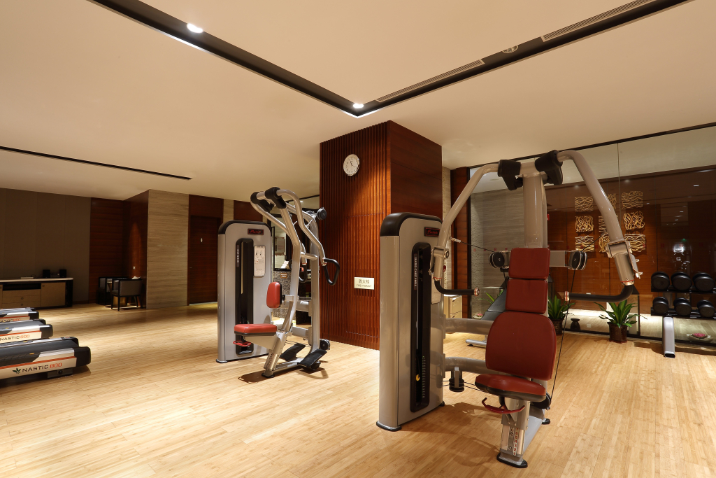 HUALUXE Hotels & Resorts Yangjiang City Center by IHG