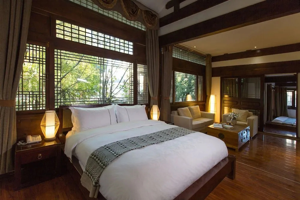 Junboxuan Riverside Courtyard