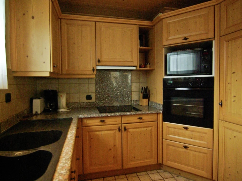 Very comfortable apartment only 250 meters from the ski lifts