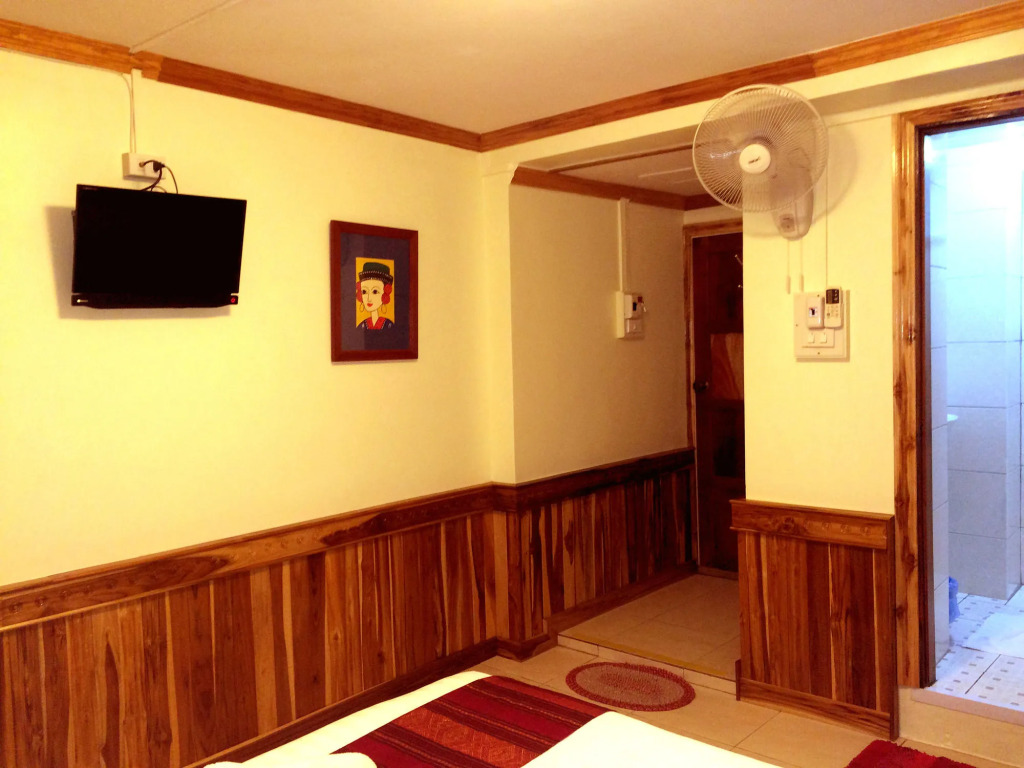 Apple Guesthouse