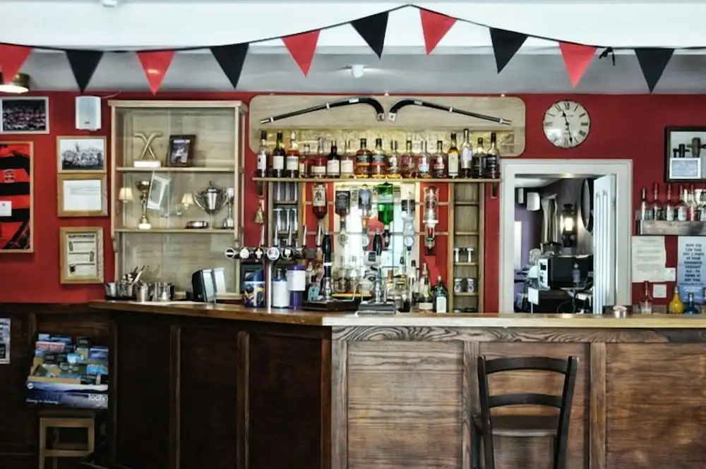 Loch Ness Bunk Inn