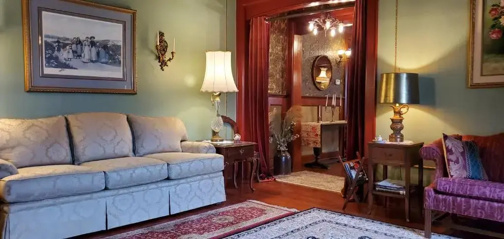 Saravilla Bed & Breakfast