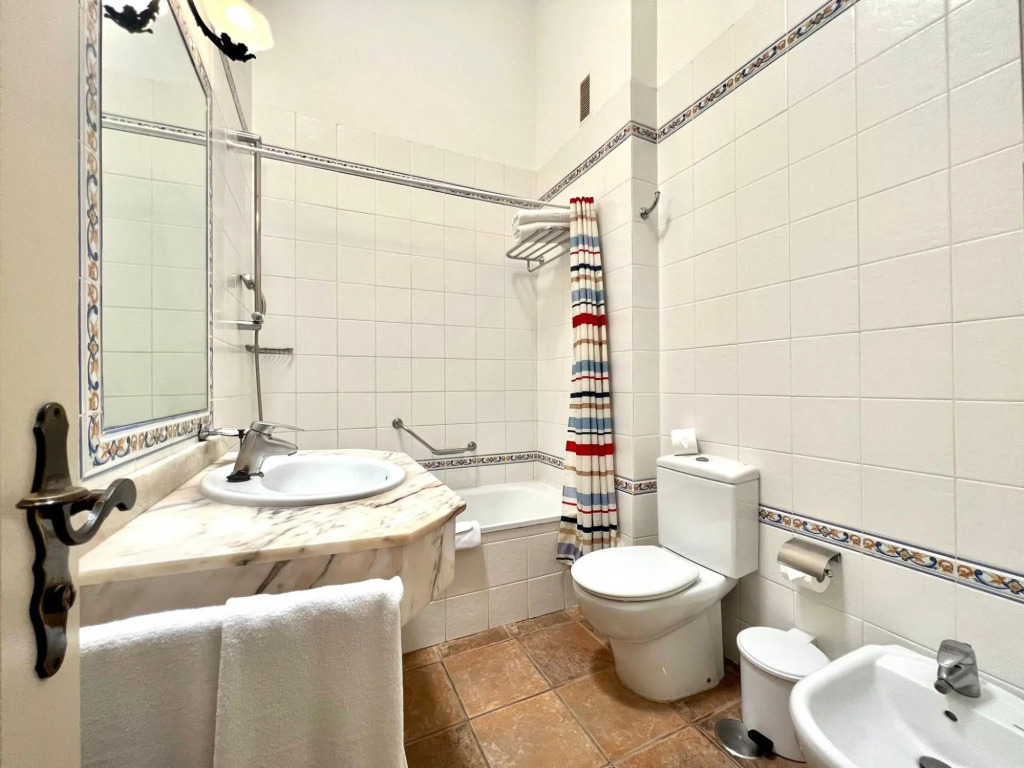 Standard AP, with sea views, pool in Playa Roques