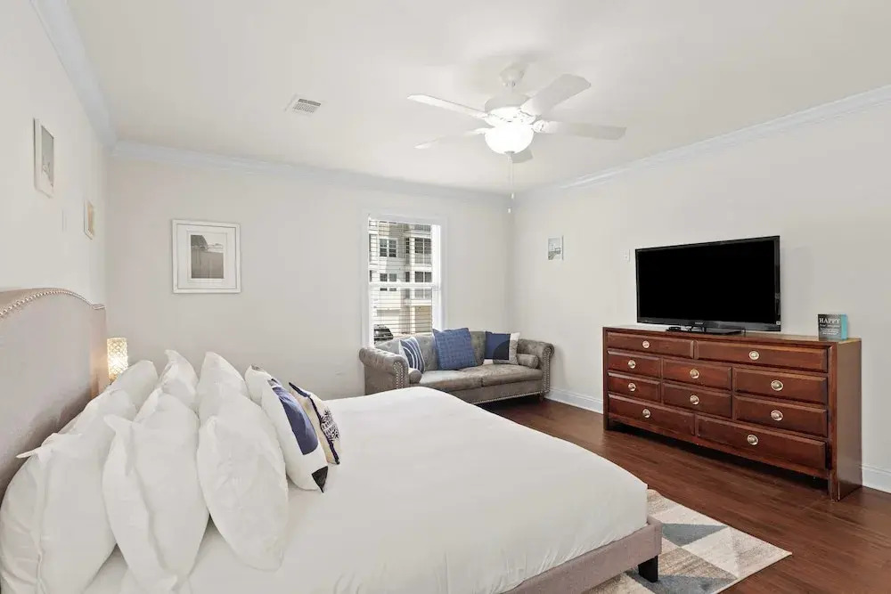 Family-friendly, Close to Beach & Game Room Windswept by Avantstay
