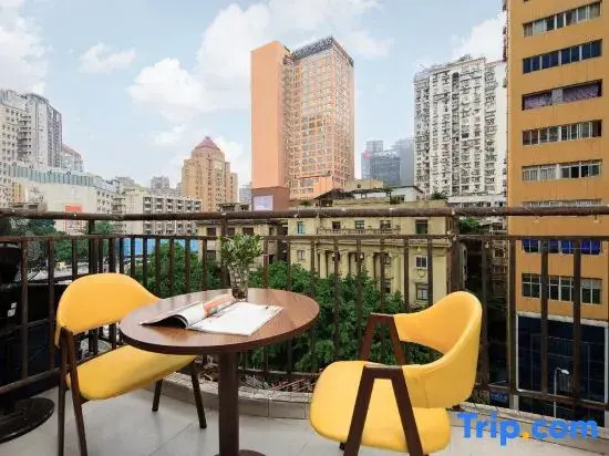 Jin Xiangyu Serviced Apartment (Chongqing Jiefangbei Area Hong Ya Dong)