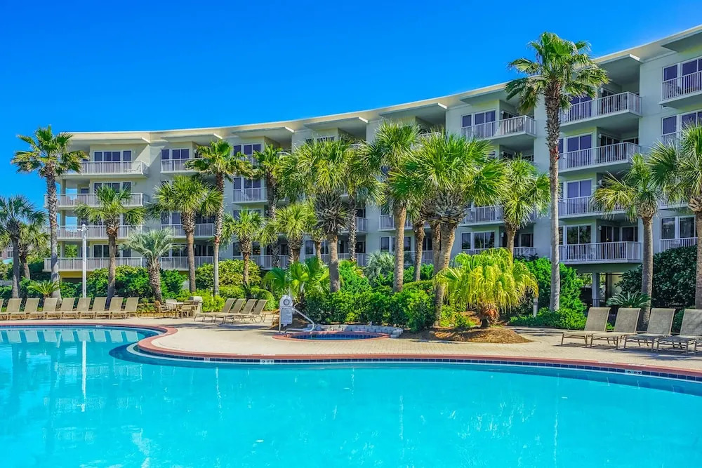 The Crescent 111 - 1638157