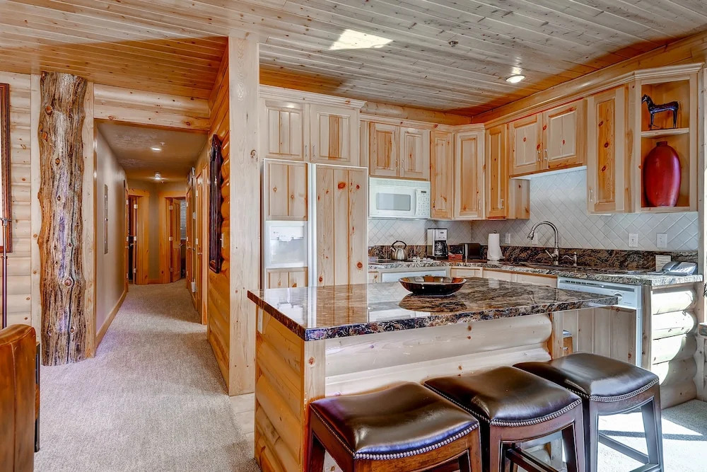 Black Bear Lodge