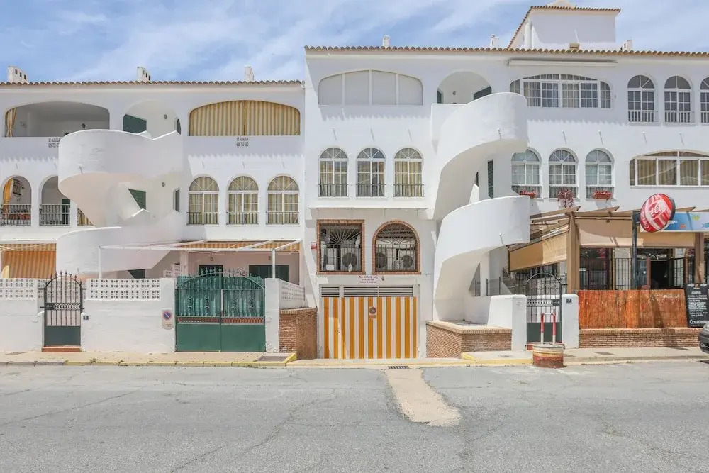 Laguna in El Portil With 2 Bedrooms and 1 Bathrooms