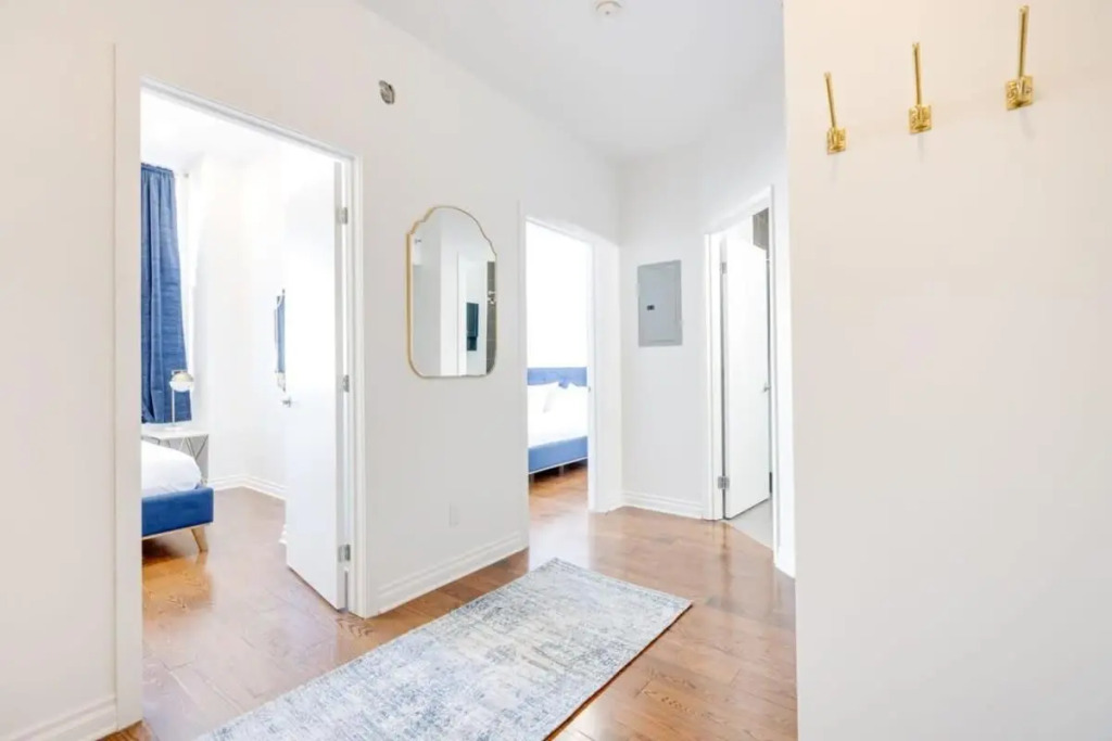 M11 Gorgeous 3BR w Kingbed Perfect Location