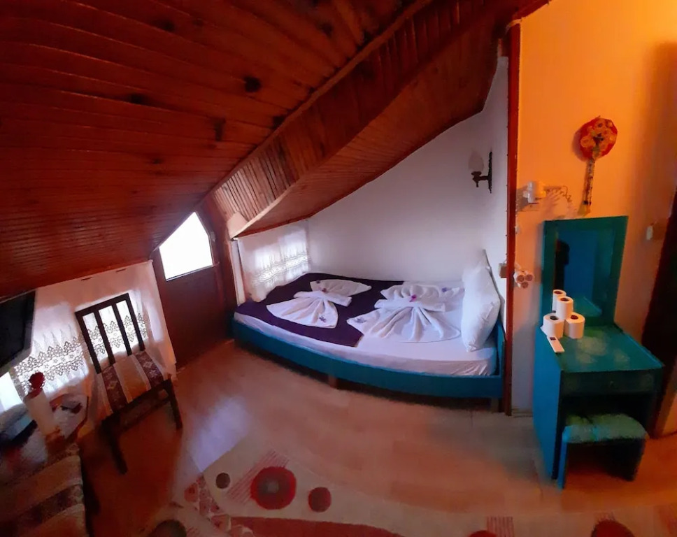 Antonios Hotel
