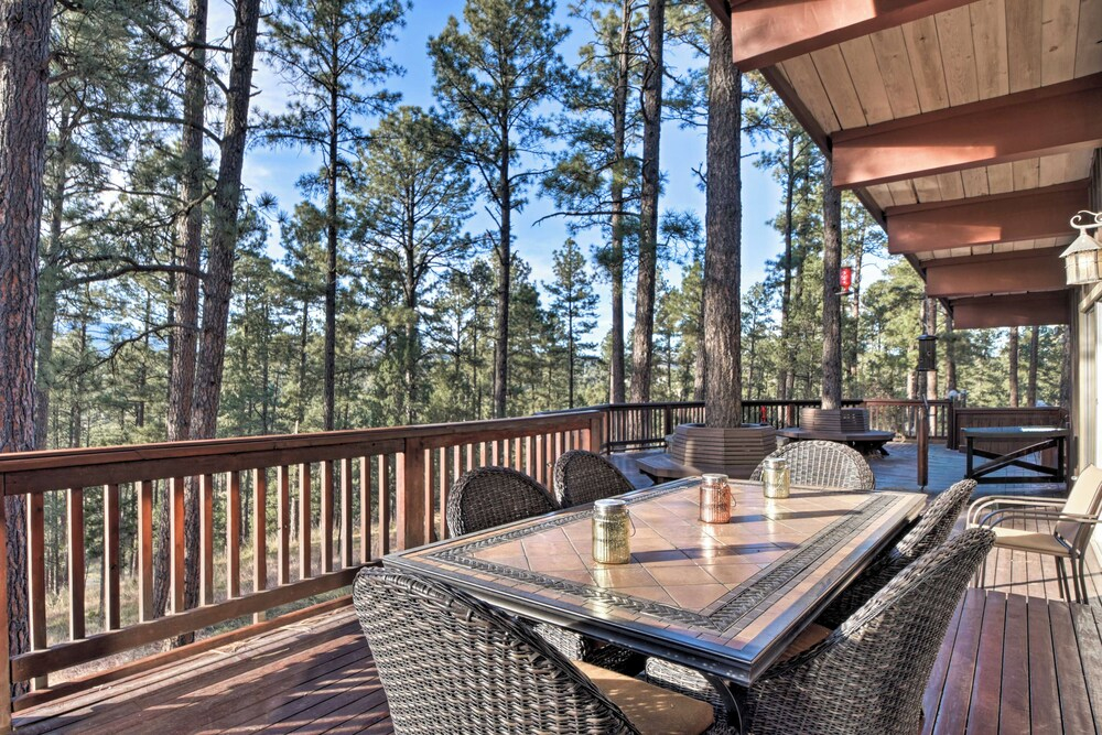 Massive 7-acre Ruidoso Home w/ Sierra Blanca Views