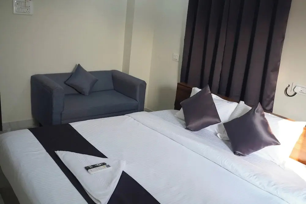 Dwaraka Heaven Luxury rooms