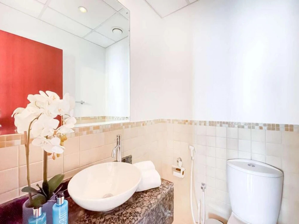 Lovely 3BR Unit w Beach View JBR