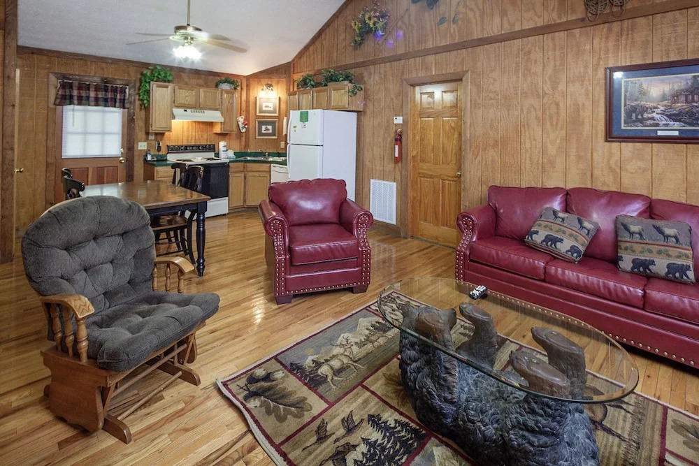 Grandma & Granpaws Place by Eagles Ridge Resort
