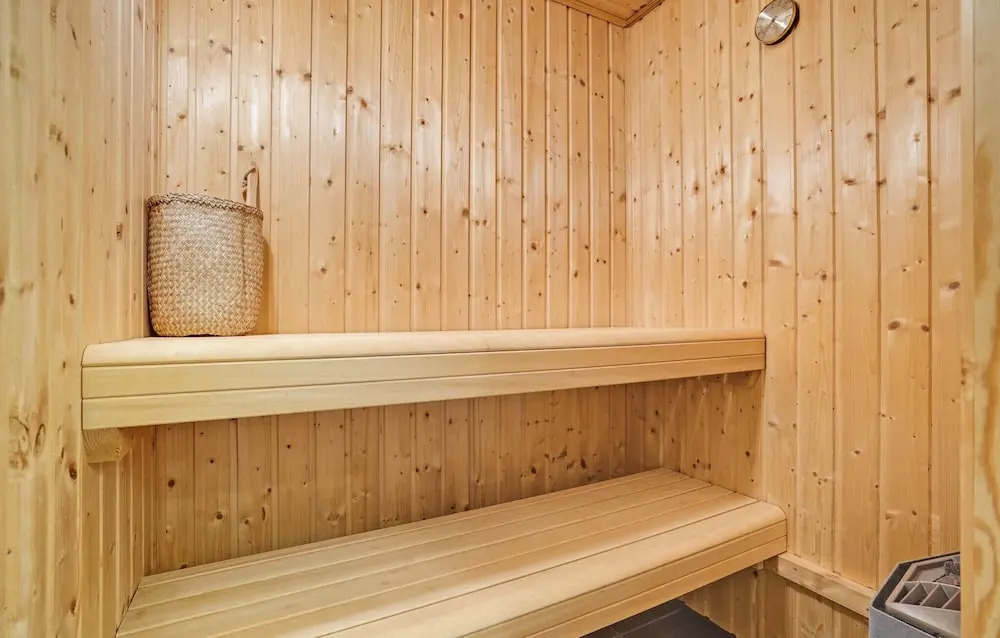 Nice Apartment in Ebeltoft With 2 Bedrooms, Sauna and Wifi