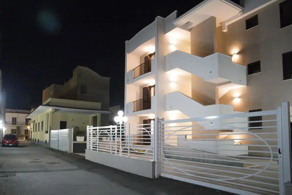 La Vie en Rose Residence
