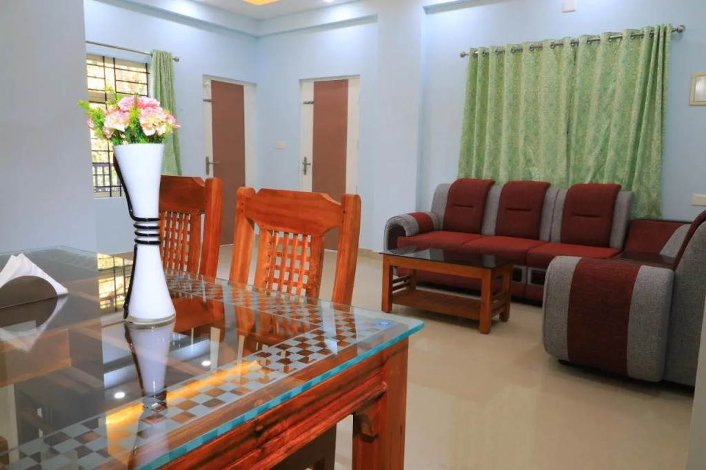 T Homes Thekkady