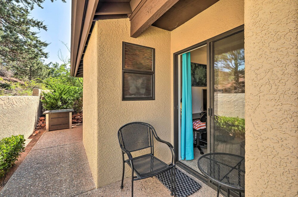 16 Mi to Red Rock State Park: Sedona Condo!