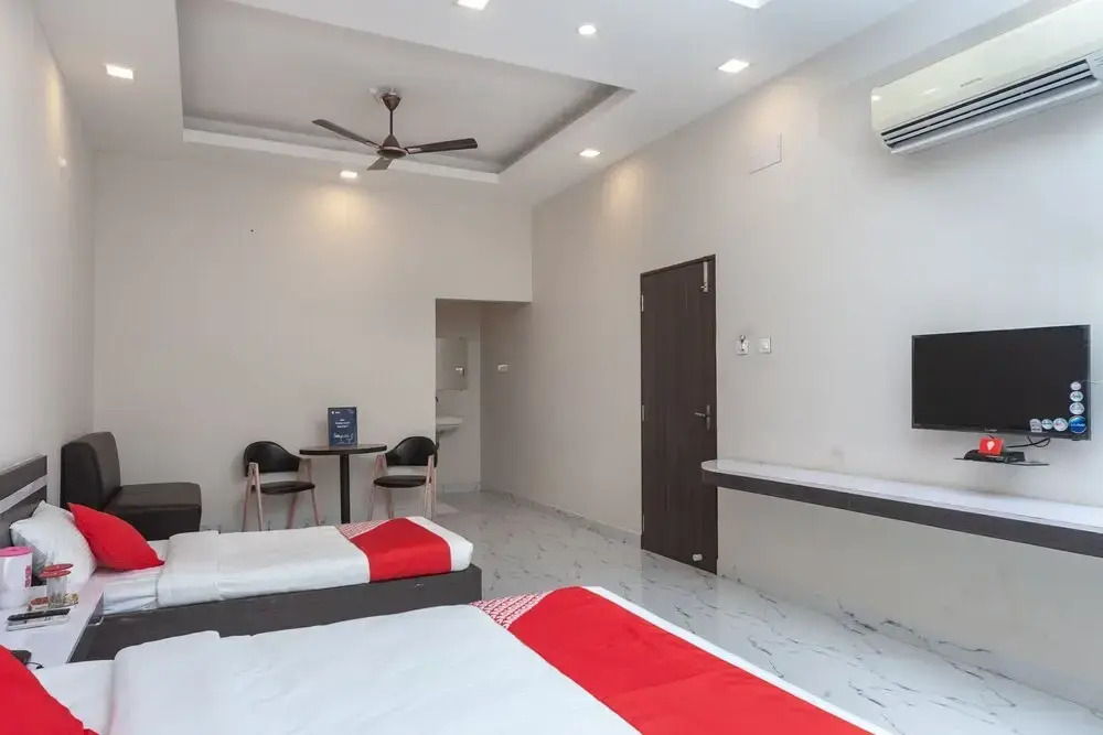 OYO 22300 Sri Ramachandra guest house