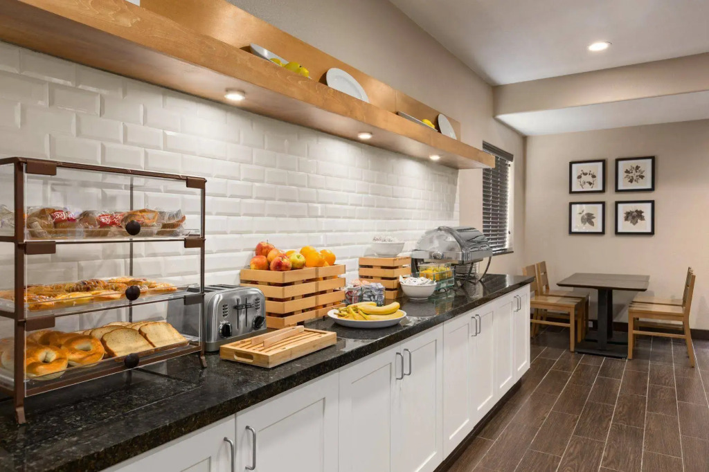 Country Inn & Suites by Radisson - Flagstaff East Route 66