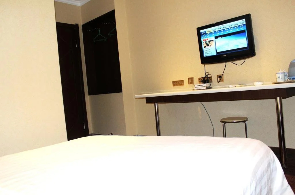 Zhangye Liangmao Hotel