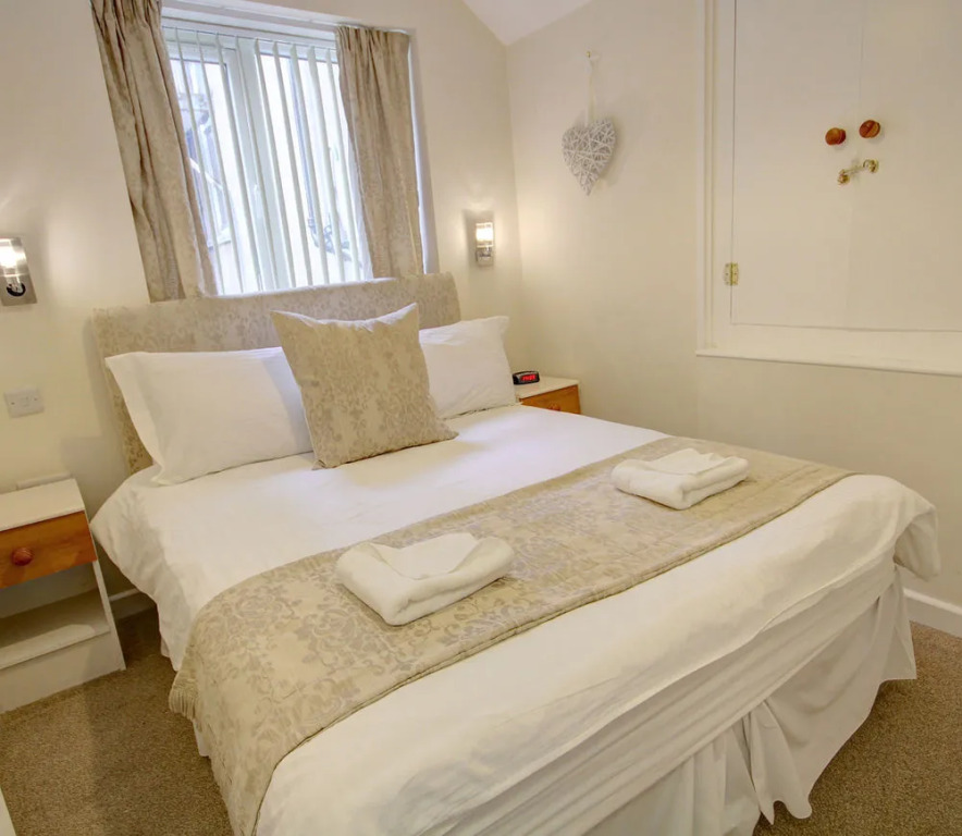 Kensington Court Holiday Apartments