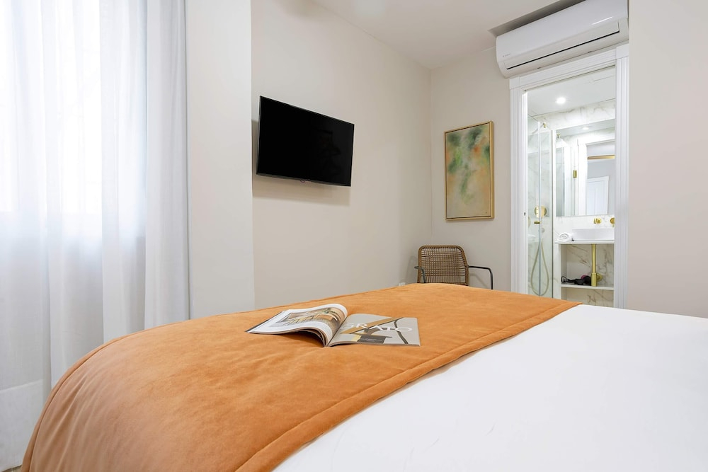 Exclusive apt in Cordoba Jewish Quarter. Almanzor