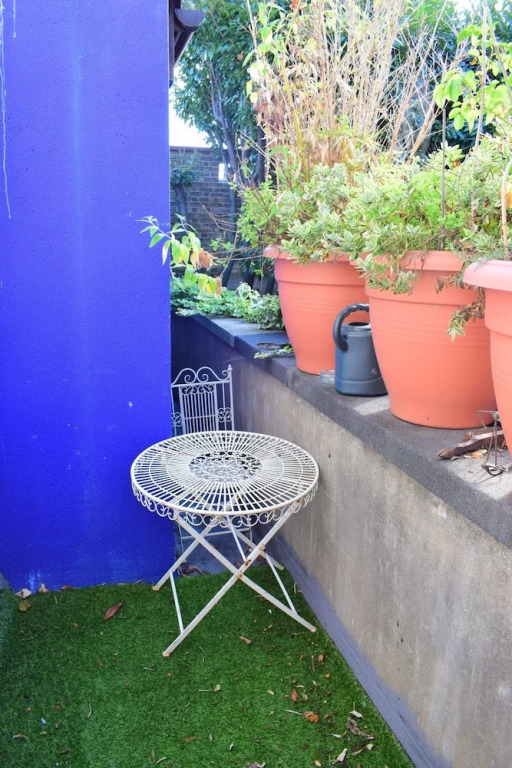 West London Studio with Garden