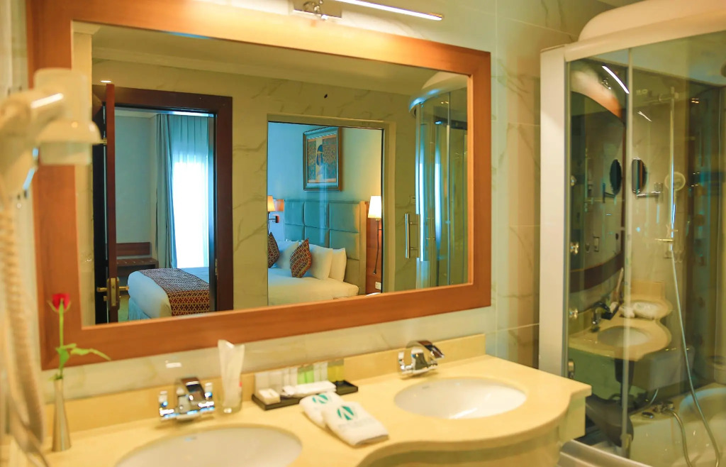 Swiss Inn Nexus Hotel