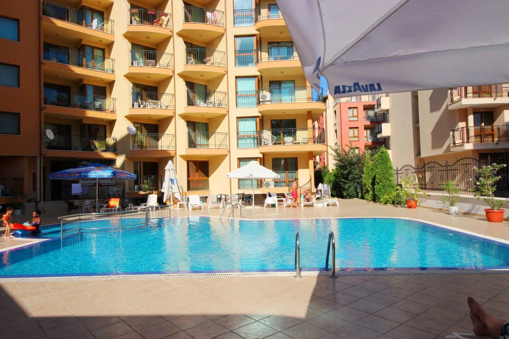 Menada Amadeusz 1 Apartments