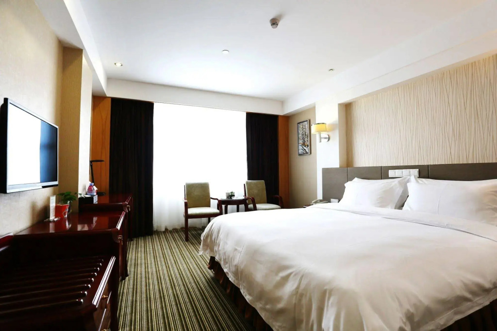 Sichuan Hotel Shenzhen,Near Huaqiang North