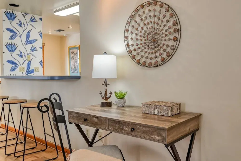 62 Hypolita Carriage House