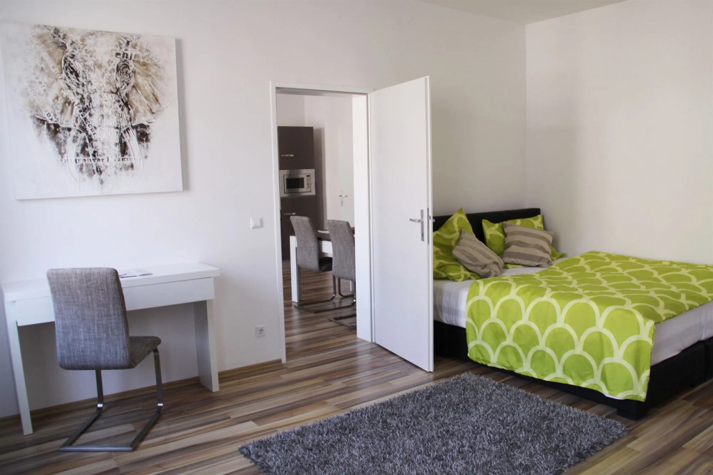 CheckVienna – Apartment Huglgasse